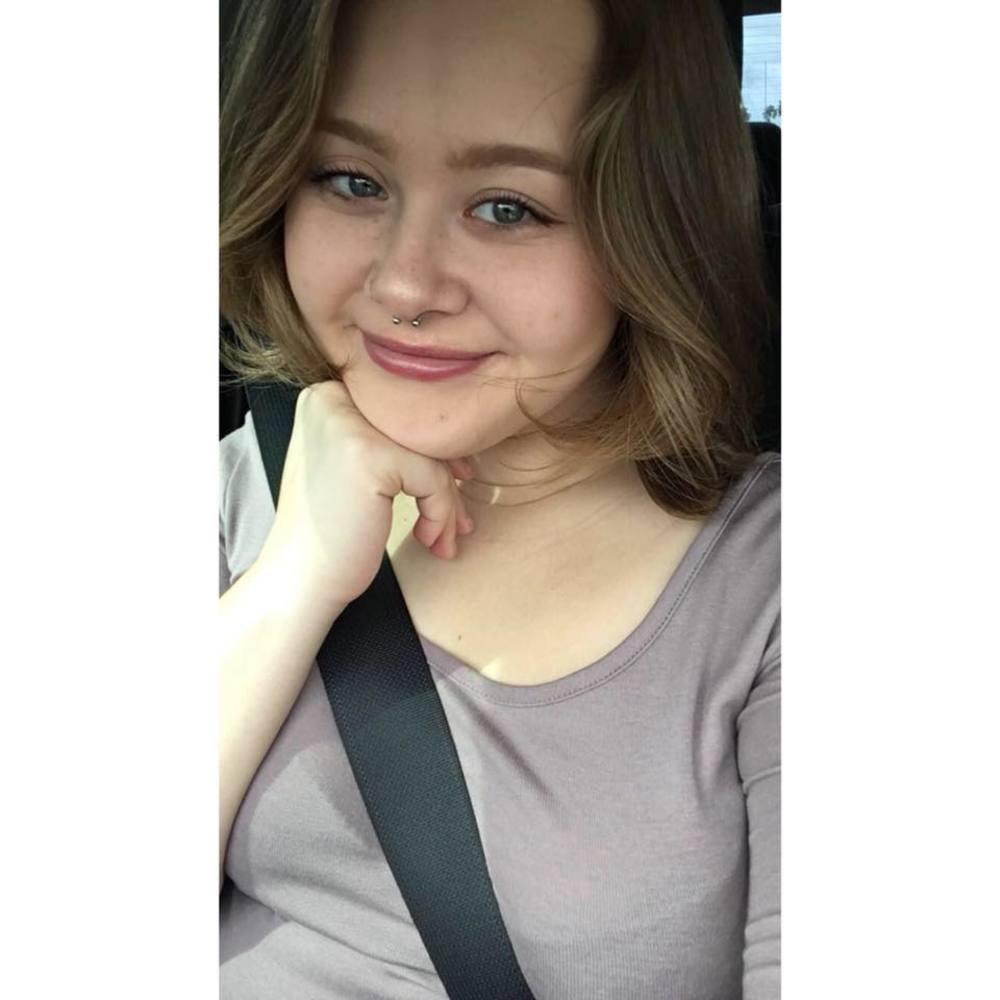 Meet your Posher, Gabriela